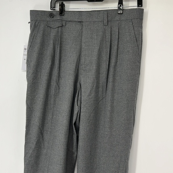 Devred 1902 NWT men’s cuffed dress pants 42 US 32 - Picture 2 of 8